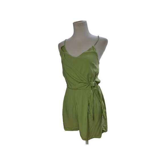 One Clothing Green Romper. Size Small. Fun To Wear. - Picture 1 of 3